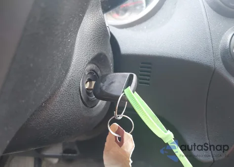 2010 Honda Fit from USA, damaged, VIN JHMGE8G28AS017395